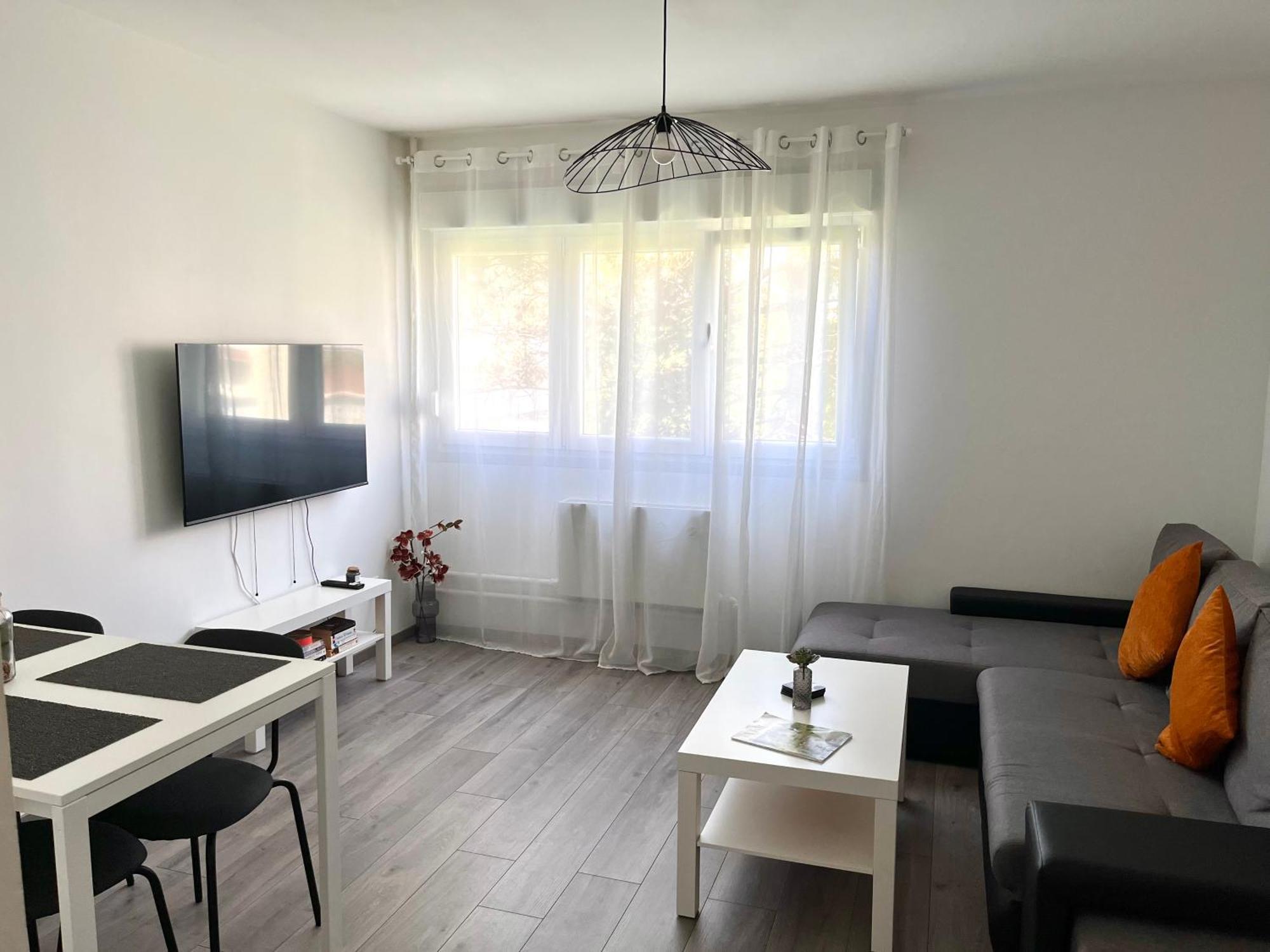 Appartement Renove - Vandoeuvre Les Nancy المظهر الخارجي الصورة
